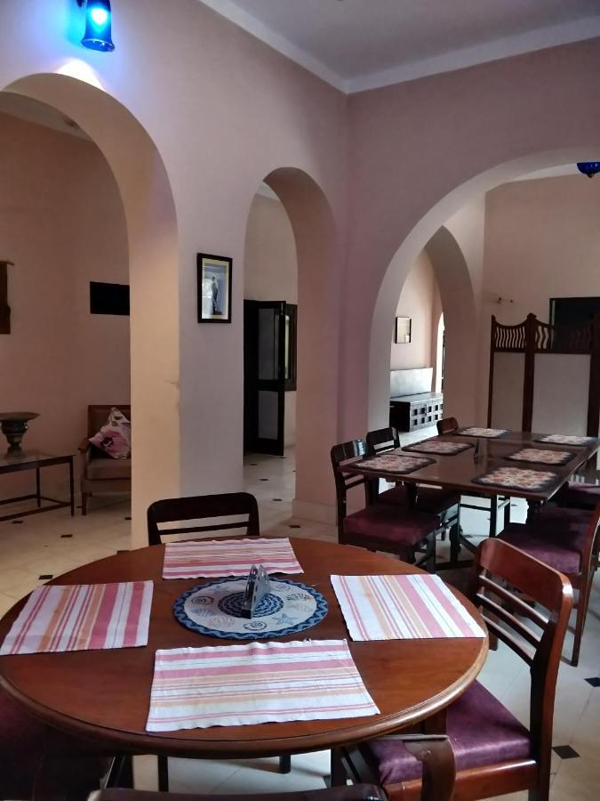 Sankhu Niwas Hotel Bikaner Bagian luar foto