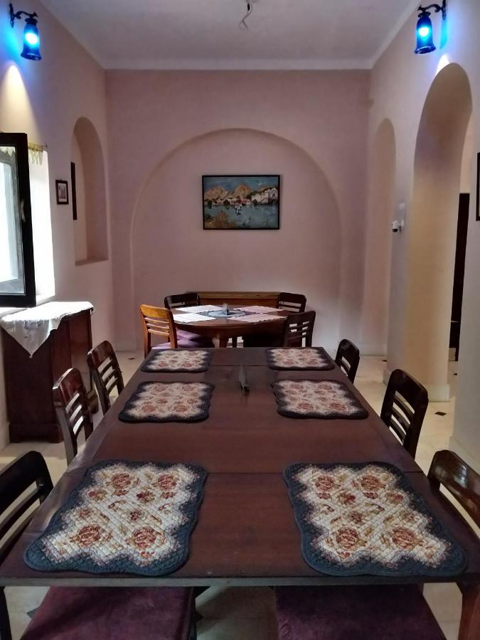 Sankhu Niwas Hotel Bikaner Bagian luar foto