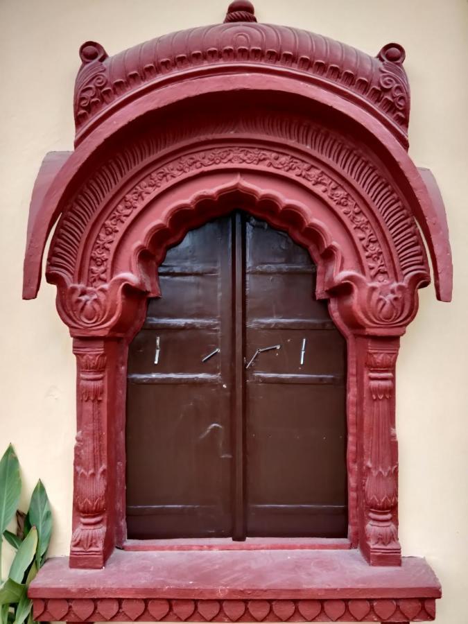 Sankhu Niwas Hotel Bikaner Bagian luar foto