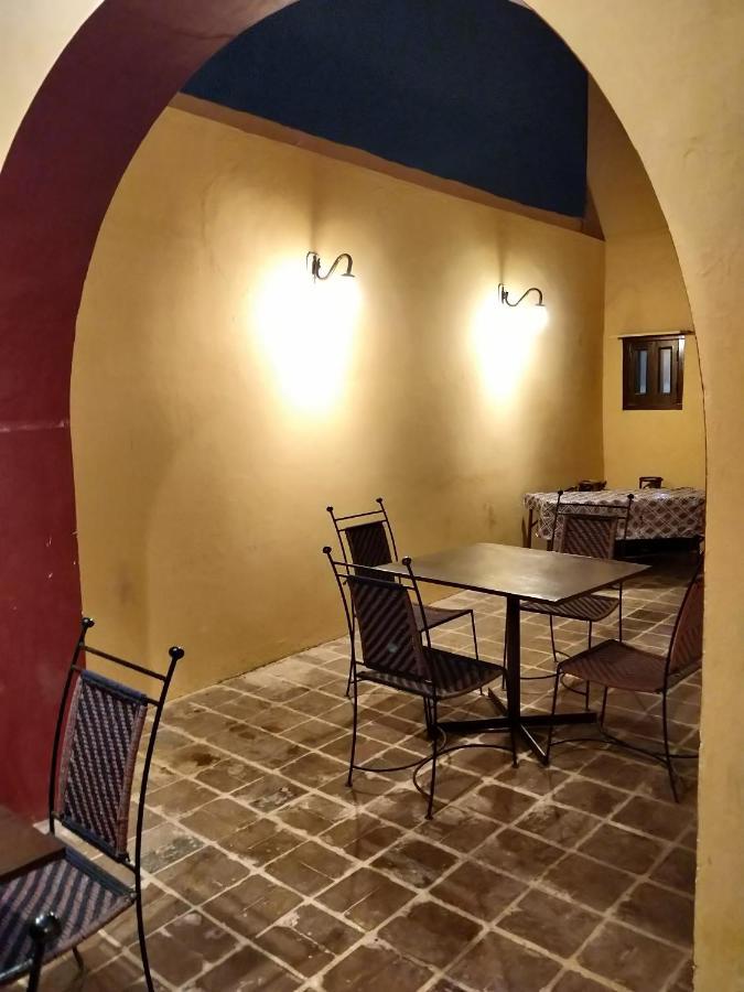 Sankhu Niwas Hotel Bikaner Bagian luar foto