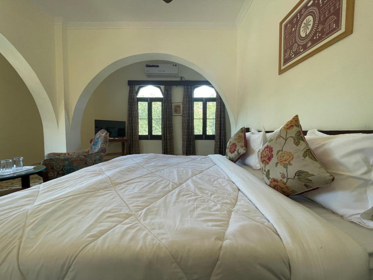 Sankhu Niwas Hotel Bikaner Bagian luar foto