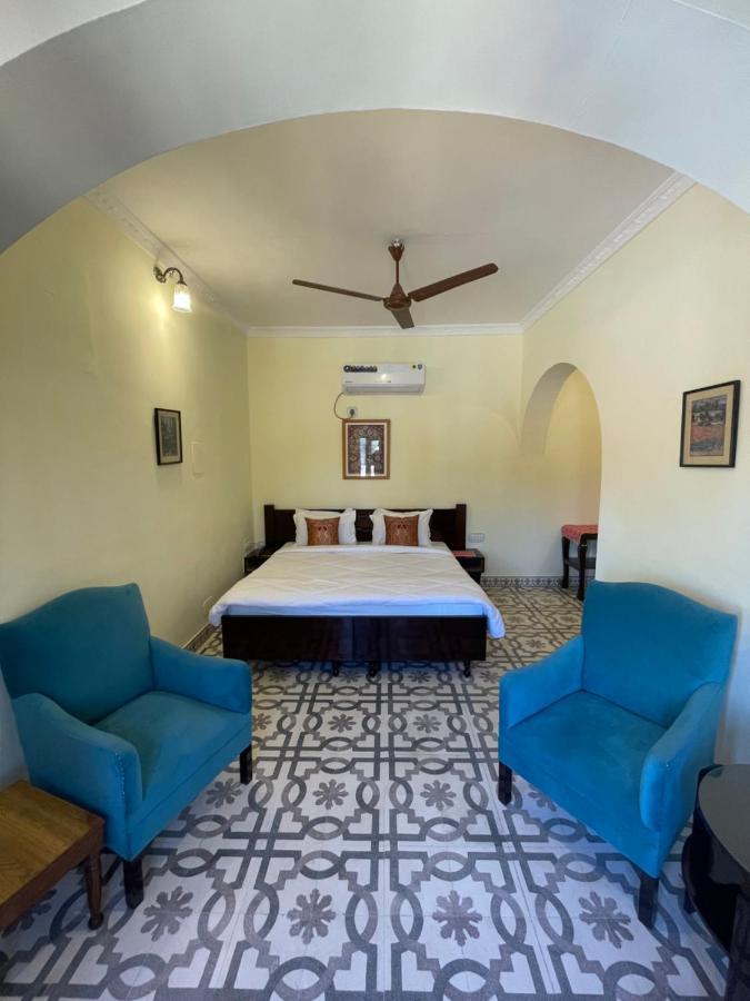 Sankhu Niwas Hotel Bikaner Bagian luar foto
